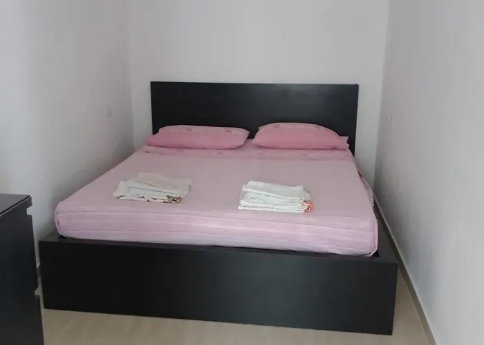 Con Due Da Letto Al Centro Di Апартаменты